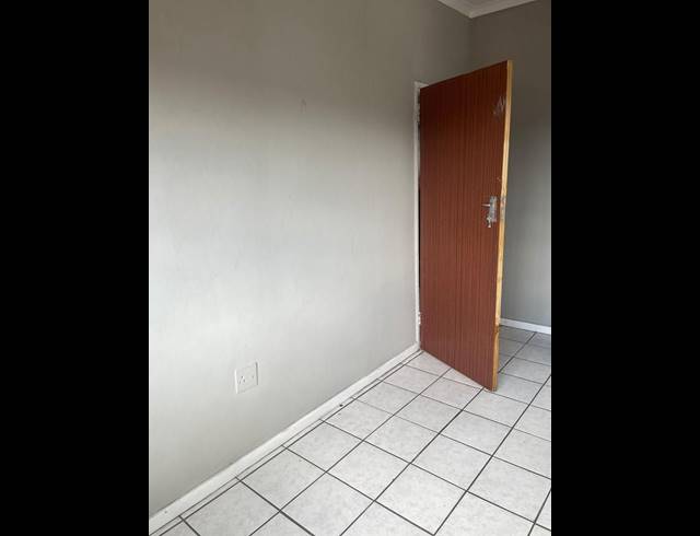 2 BEDROOM APARTMENT FOR SALE IN PIETERMARITZBURG CENTRAL